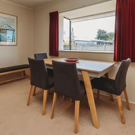 The Gilbert Getaway Villa New Plymouth Exterior photo